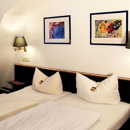 Hotel-Landgasthof Gruener Baum - Dittigheim Tauberbischofsheim Extérieur photo