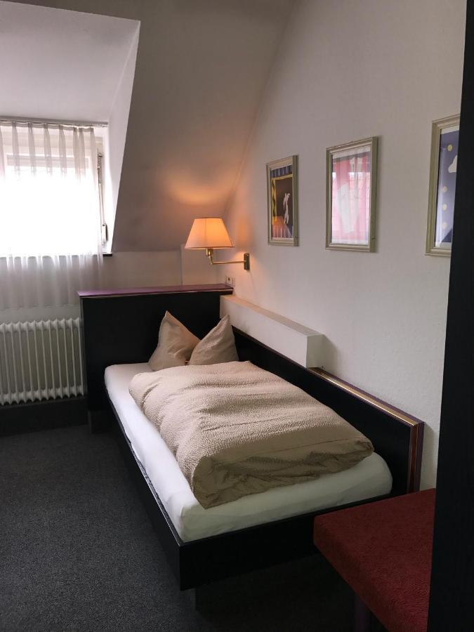 Hotel-Landgasthof Gruener Baum - Dittigheim Tauberbischofsheim Extérieur photo