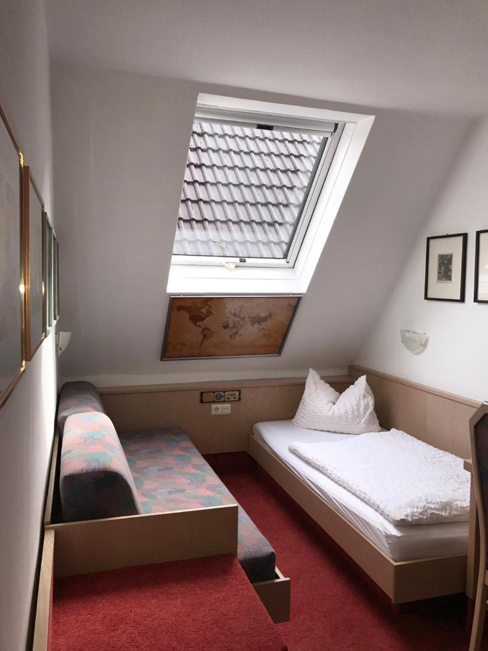 Hotel-Landgasthof Gruener Baum - Dittigheim Tauberbischofsheim Extérieur photo