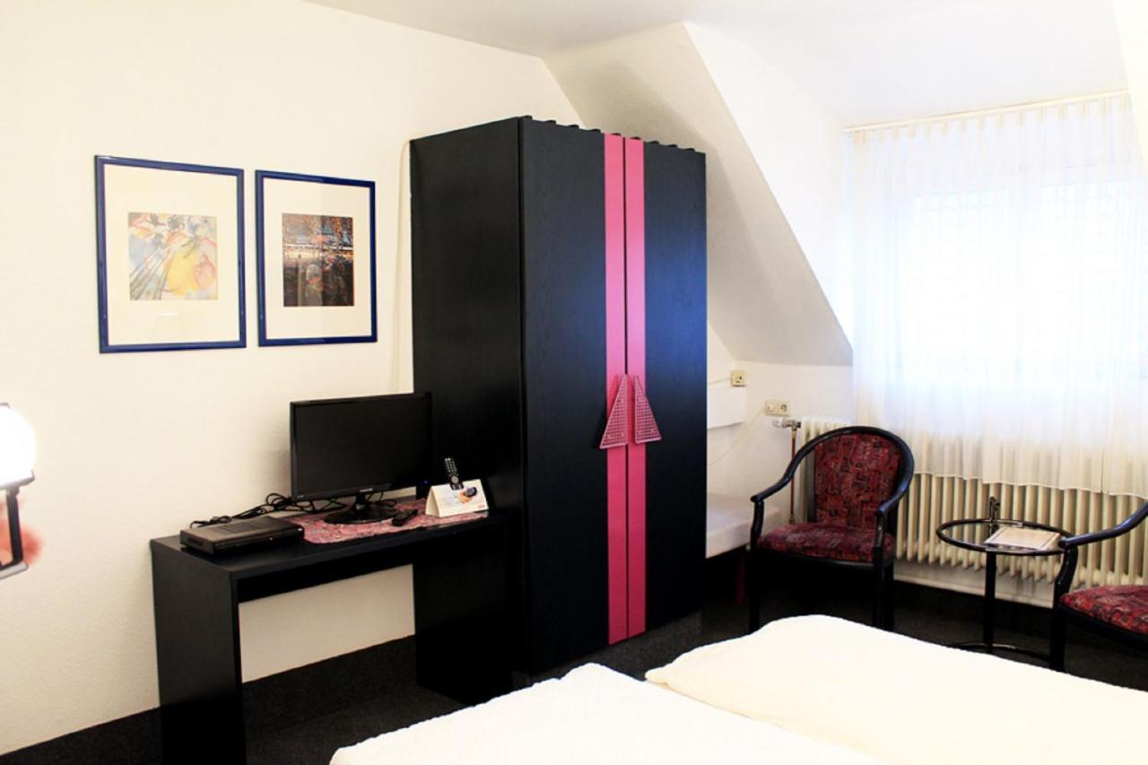Hotel-Landgasthof Gruener Baum - Dittigheim Tauberbischofsheim Extérieur photo
