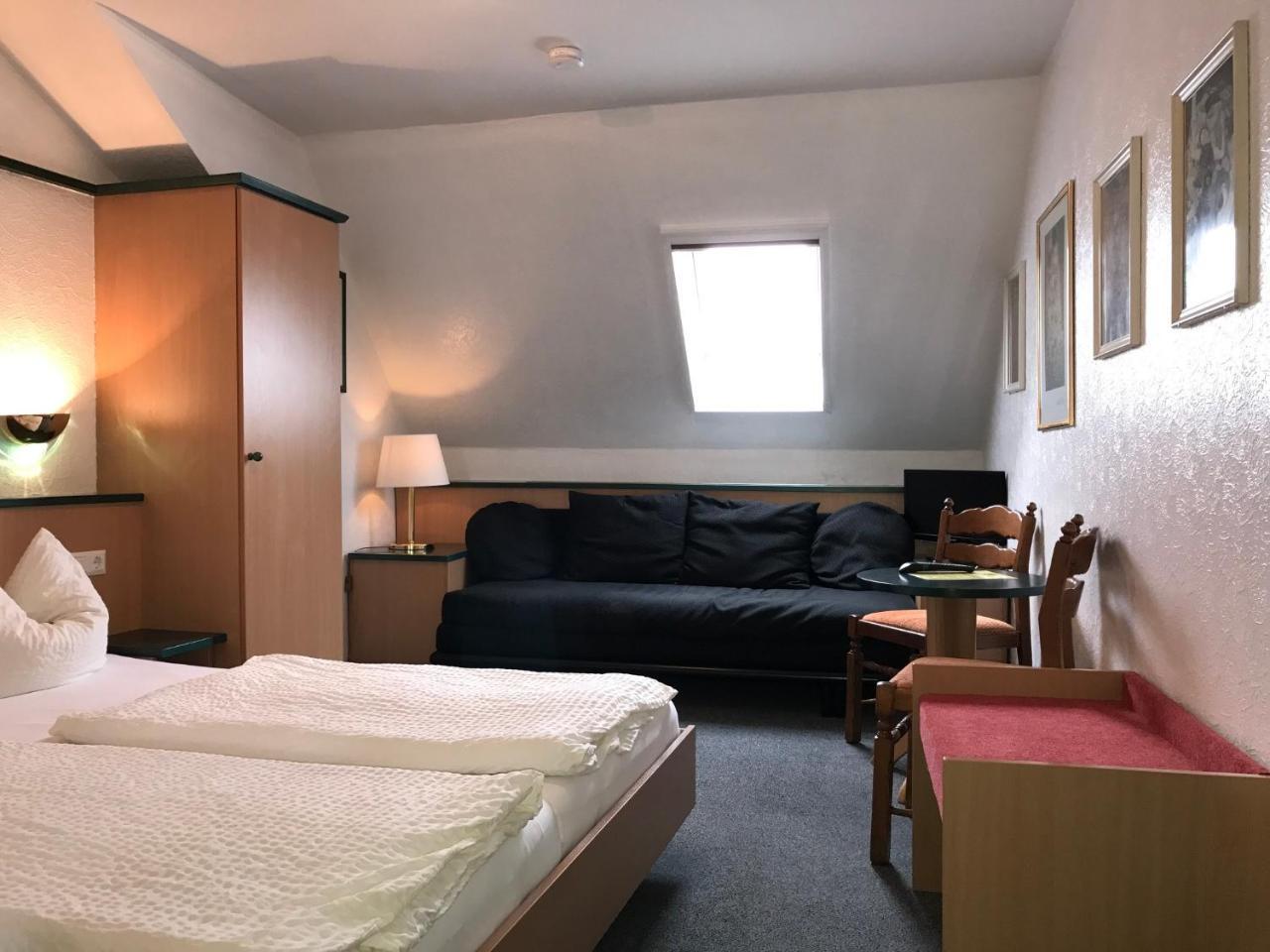 Hotel-Landgasthof Gruener Baum - Dittigheim Tauberbischofsheim Extérieur photo